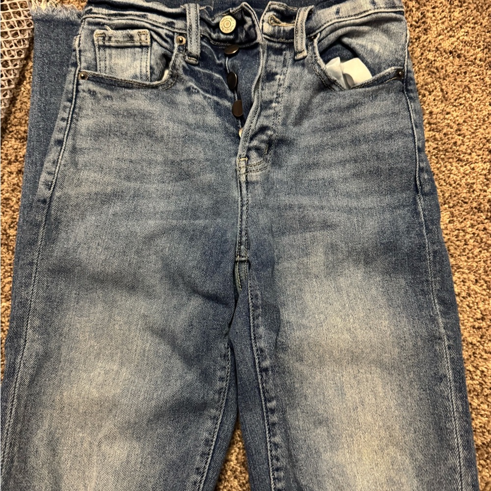 Women’s Ripped Blue Jeans